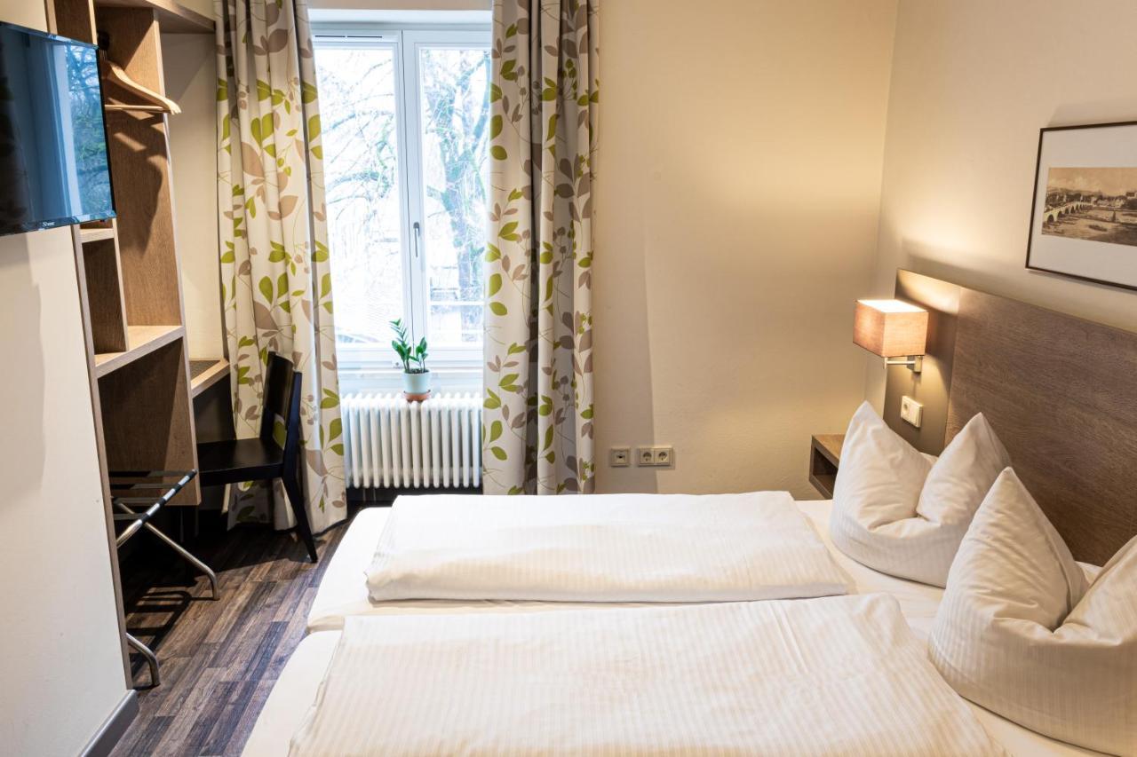Brauereigaststatte Spitalgarten Regensburg Ngoại thất bức ảnh